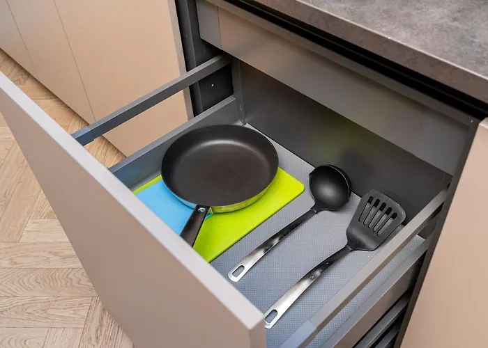 Old Town At Your Window! - By Innorental Apartment