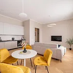 Old Town At Your Window! - By Innorental Dzīvoklis Riga