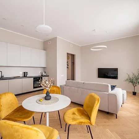 Old Town At Your Window! - By Innorental Apartament Ryga