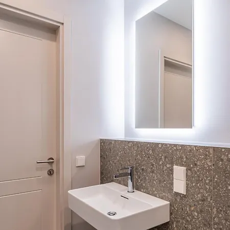 Old Town At Your Window! - By Innorental Apartman Riga